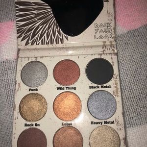 Crown Eyeshadow Palette